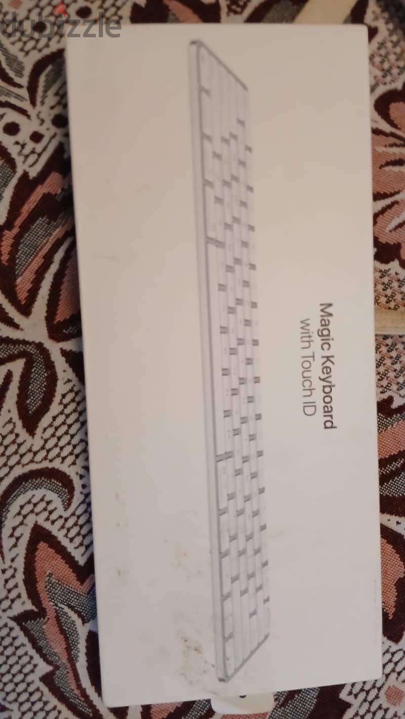 Apple Magic Keyboard with Touch ID 1