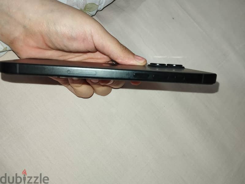 Apple - iPhone 16 Plus 1