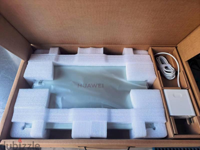 Huawei  Ultra 5 24GB+1TB 2