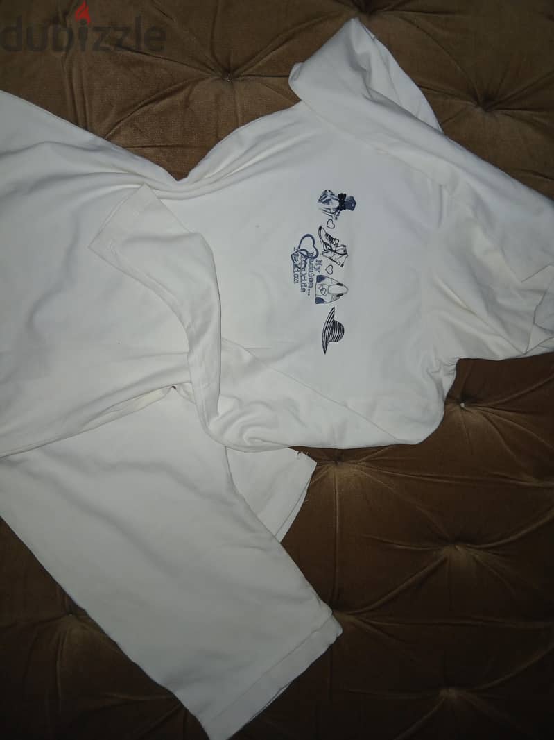 y2k tops, jackets, and abayat khaliji 3