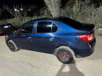 Renault Logan 2017