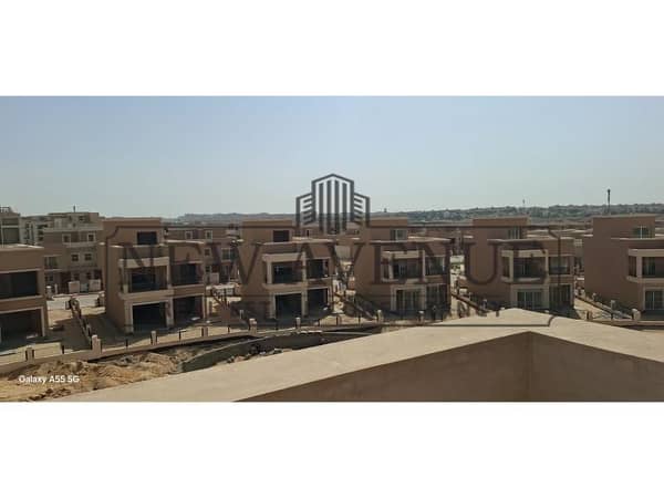 Standalone Villa in Taj Ville Direct on Lake Ready to Move with Prime Location
