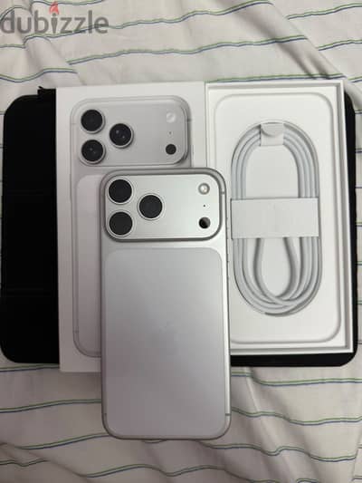 Apple - iPhone 17 Pro Max