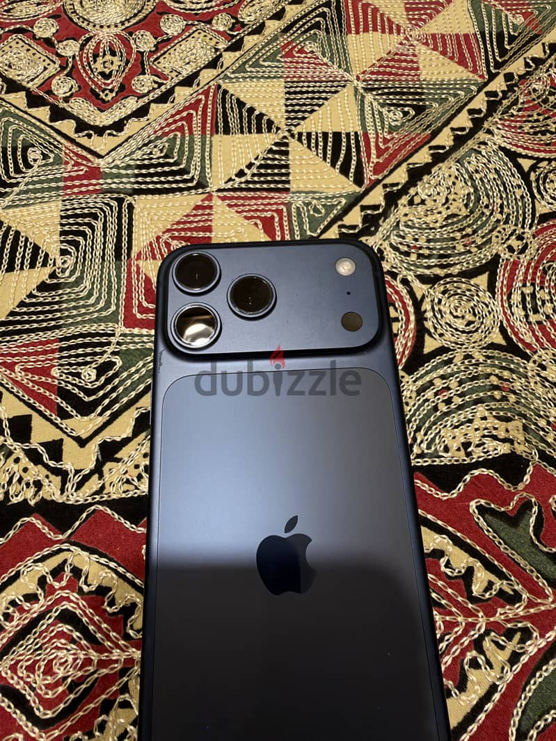 Apple - iPhone 17 Pro 4