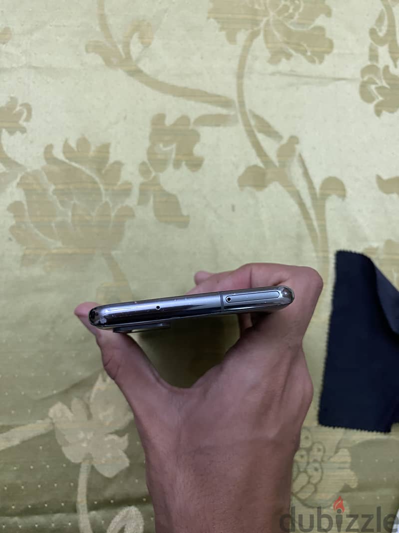 Samsung s20 plus 7