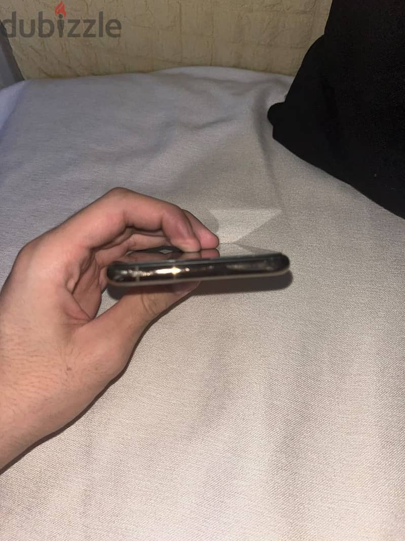 Apple - iPhone 11 Pro Max 6
