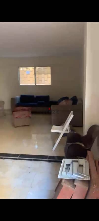 بيزمنت للايجار اداري في الشيخ زايد الحي 9