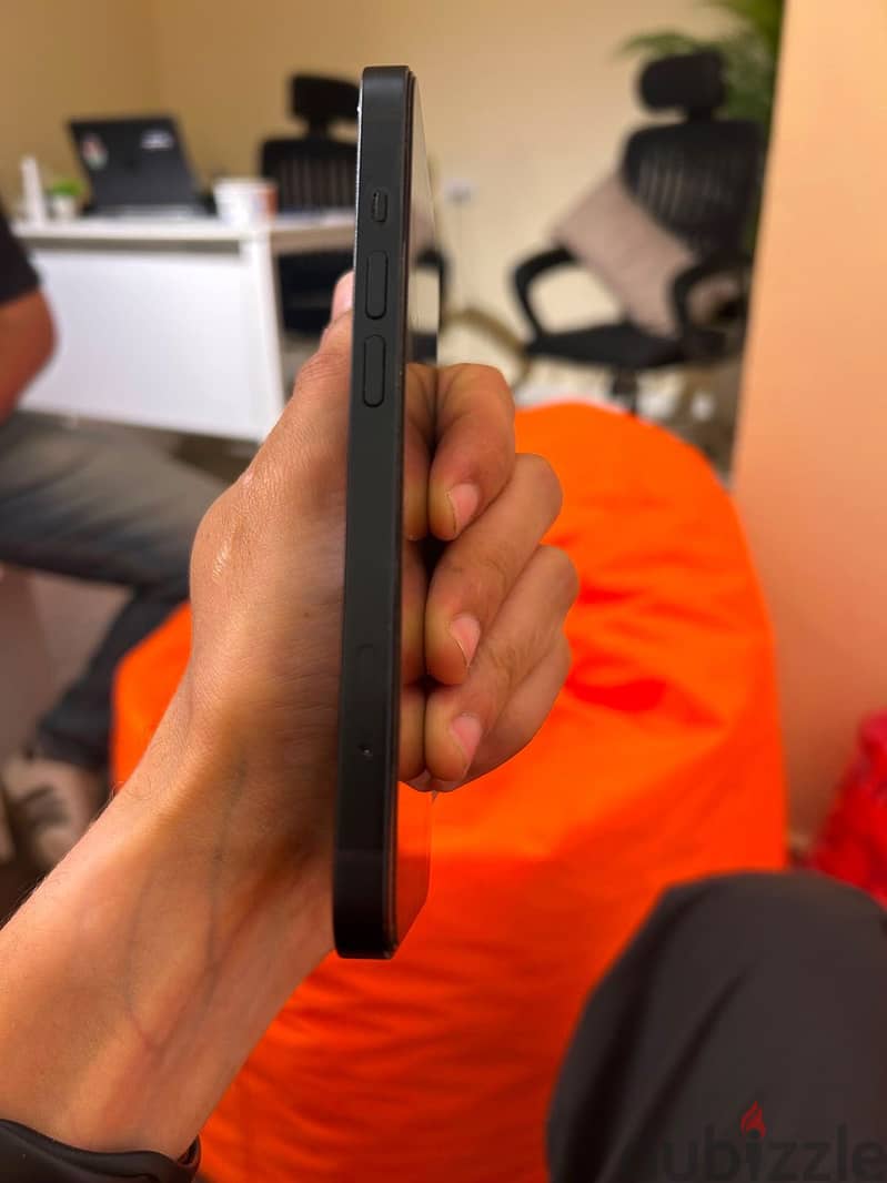 Apple - iPhone 14 1
