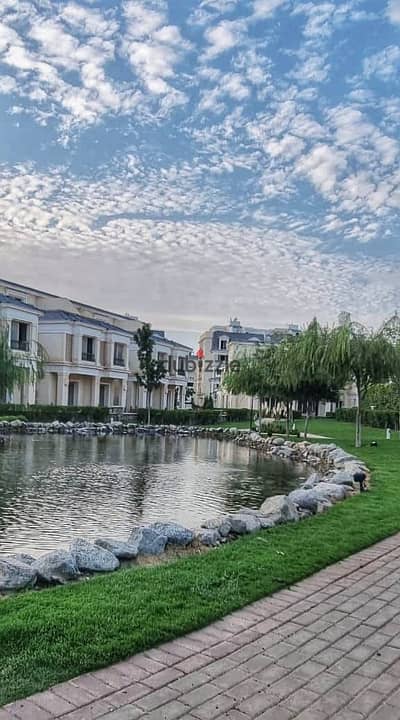 شقة متشطبة بالكامل للبيع في ماونتن فيو mountain view امام مكتب النائب العام في التجمع الخامس وبالقرب من ميفيدا و هايد بارك القاهرة الجديدة و AUC