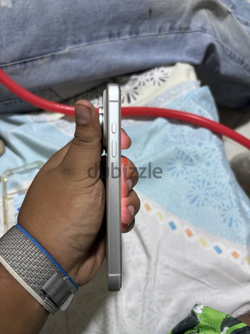 Apple - iPhone 17 Pro 4