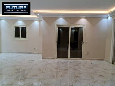 220 m apartment in the Ninth Neighborhood Villas in the First Settlement, New Cairo