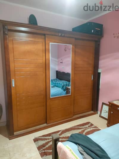 دولاب جديد لم يستعمل غير اسبوع