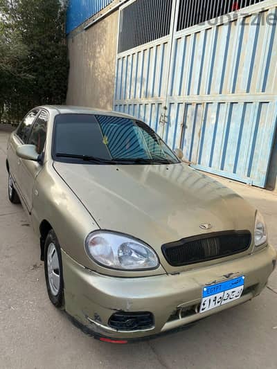 دايو لانوس 2001