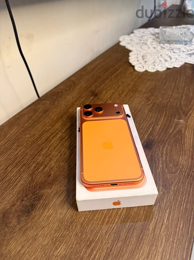 Apple - iPhone 17 Pro Max 2