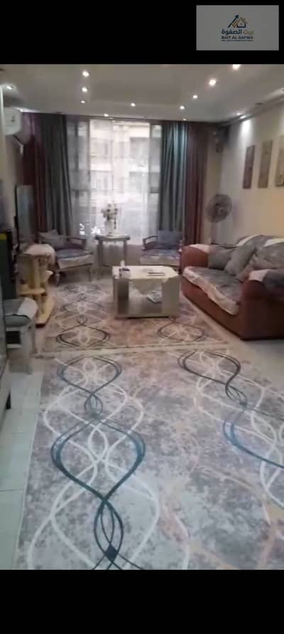 غرفتين ومطبخ وحمام وريسبشن
