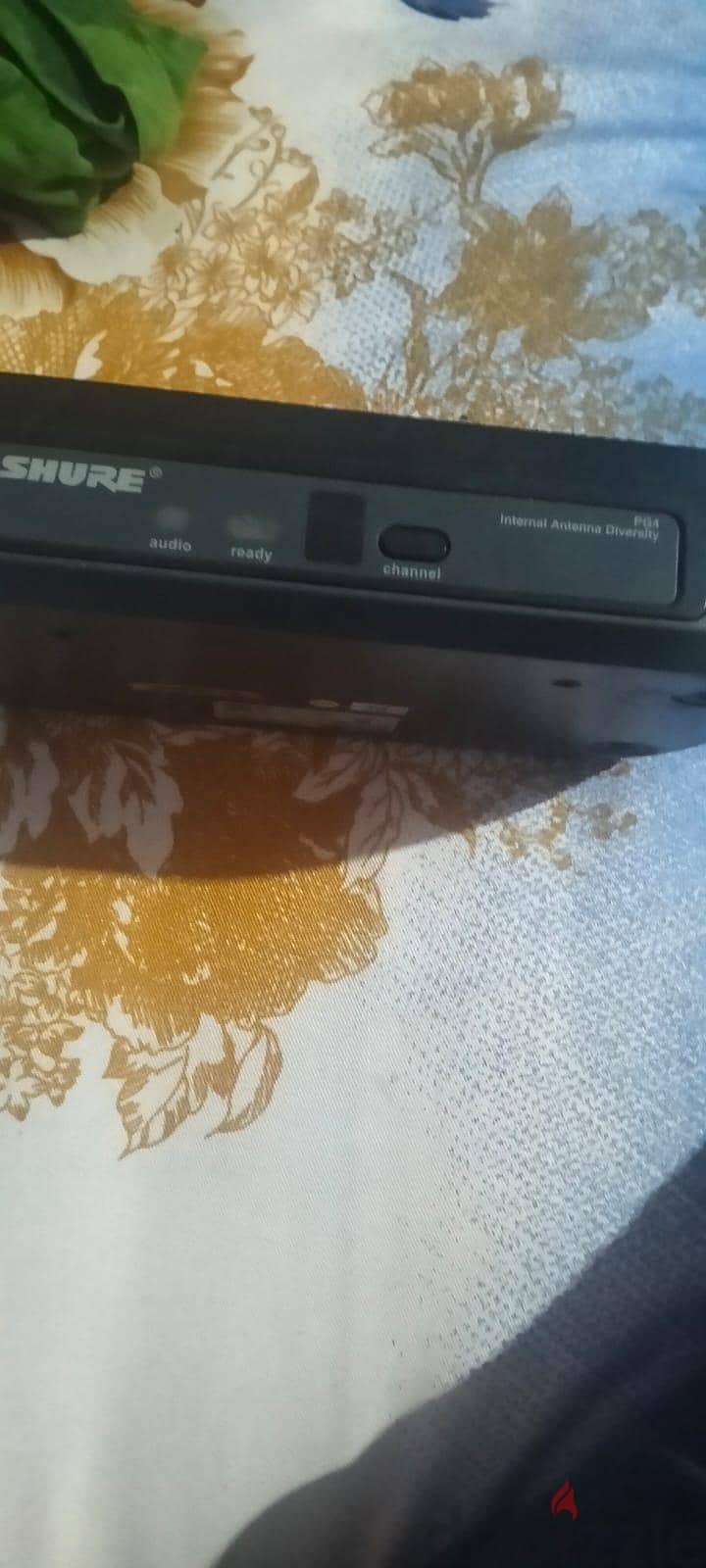 shure pg4 9v 14