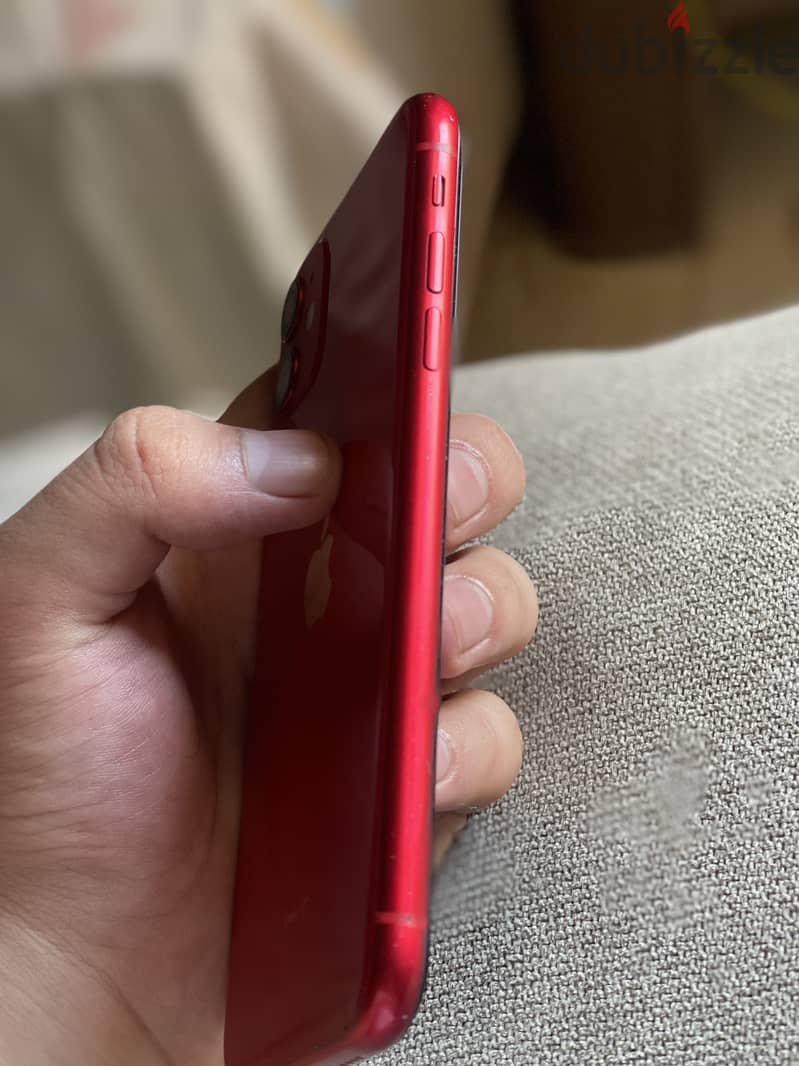 iPhone 11 3