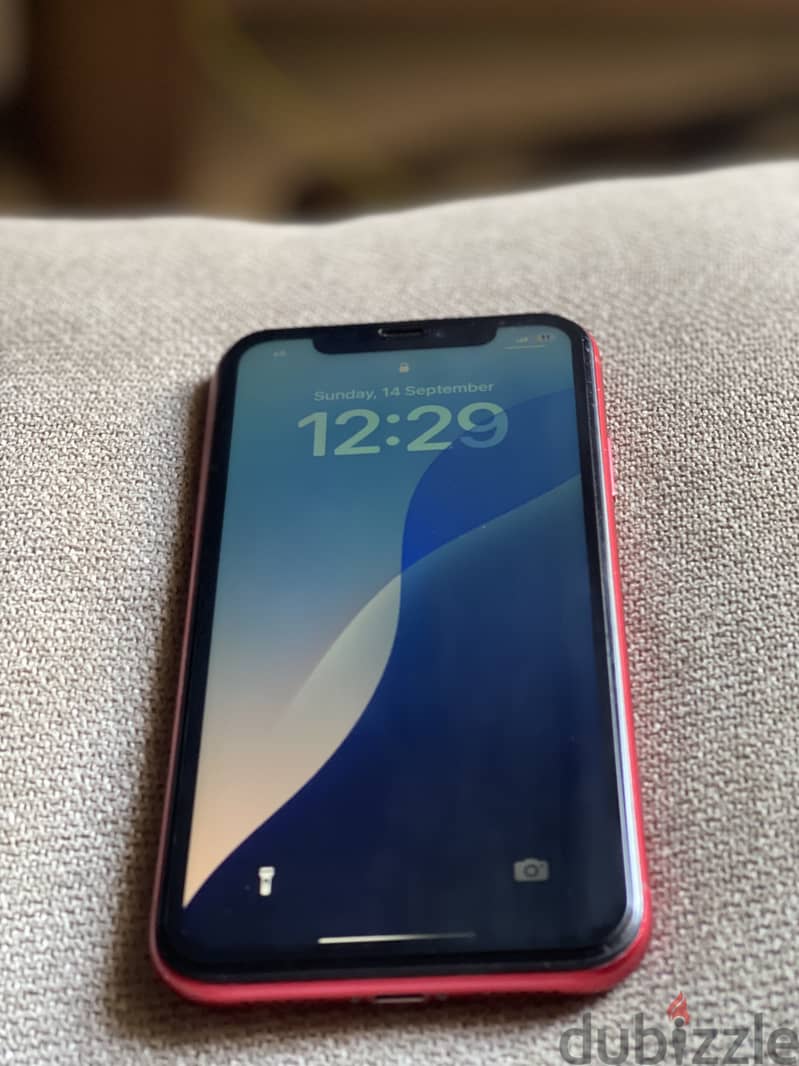 iPhone 11 4