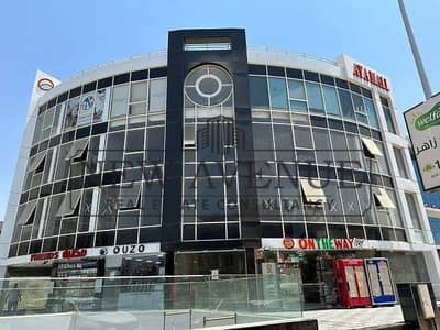 مكتب إداري 100متر متشطب بالكامل للإيجار في Aya Mall El Banafseg New Cairo