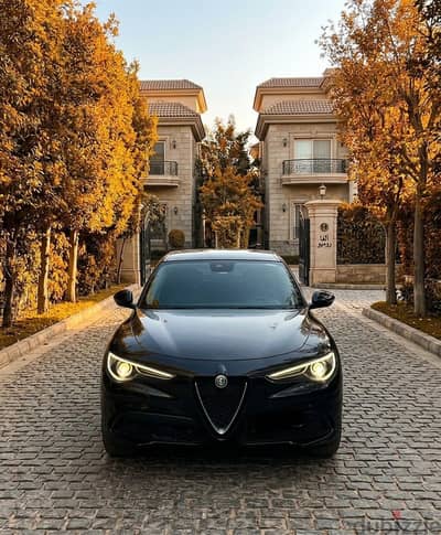 Alfa Romeo Stelvio 2021