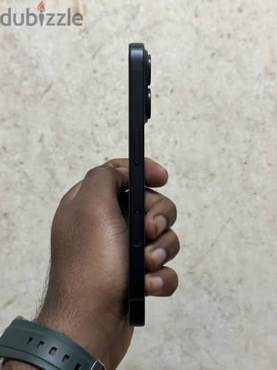 iPhone 16 Battery 100% 256G Black