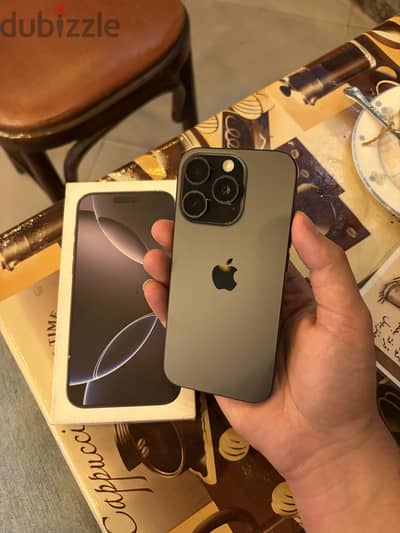 آبل - آيفون 16 برو