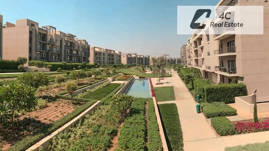 Own a fully finished studio in Marasem Fifth Square, featuring a spacious 115 sqm layout, a private 50 sqm garden, and ACs included.