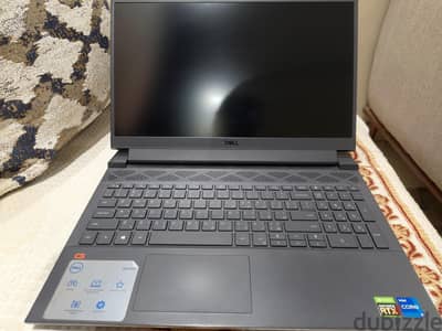 Dell G15 5511 i7-11800H Gaming laptop
