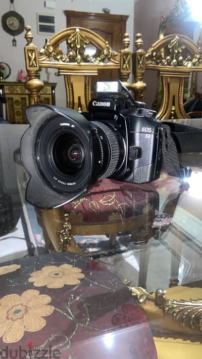 Canon EOS 33 Film Camera + Tamron AF 19-35mm Lens