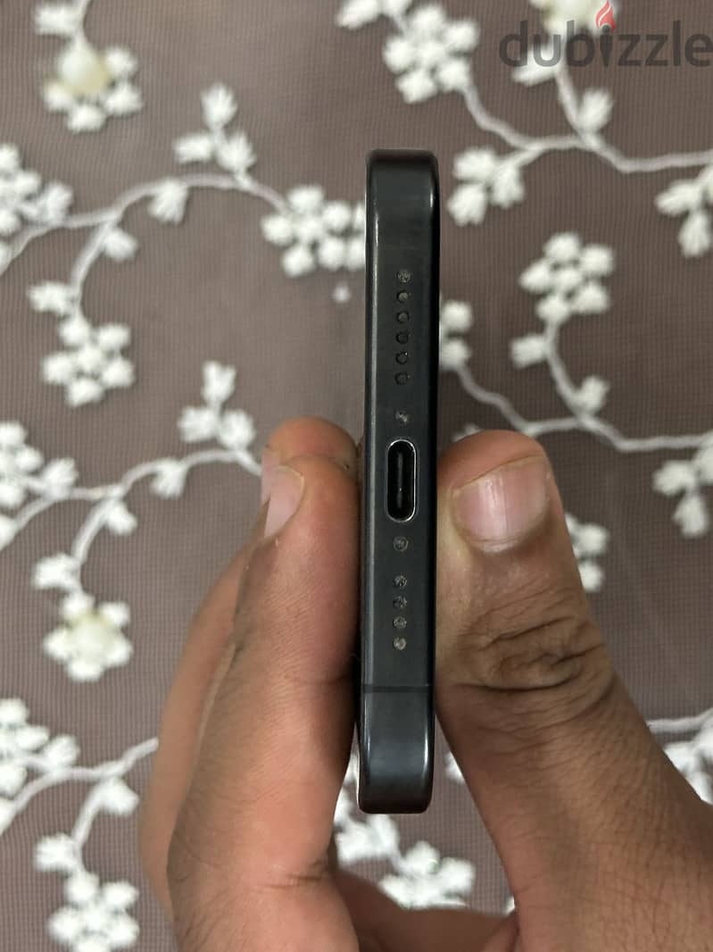 Apple - iPhone 15 Pro Max 5