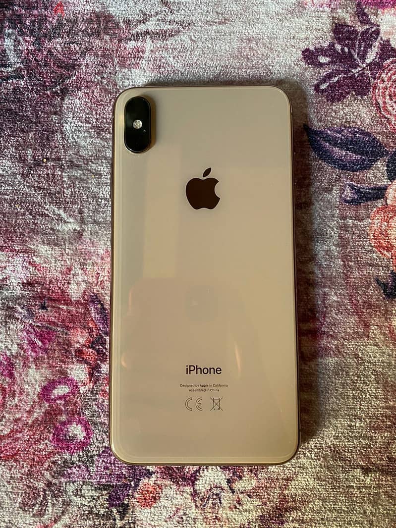 Apple - iPhone XS Max 1