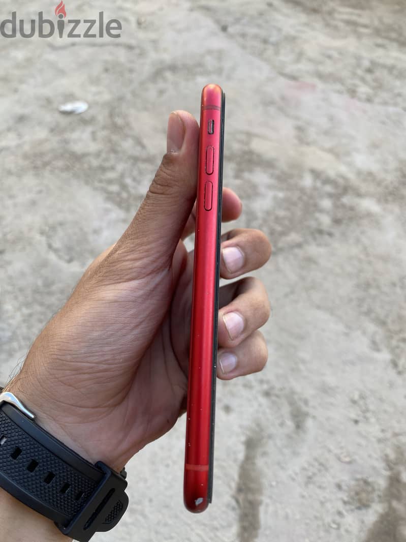 Apple - iPhone XR 5