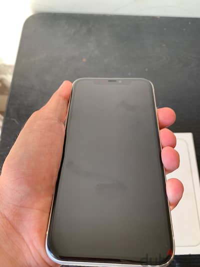 Apple - iPhone 11
