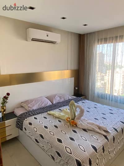 Available furnished apartment in compound Fustat Arabesque