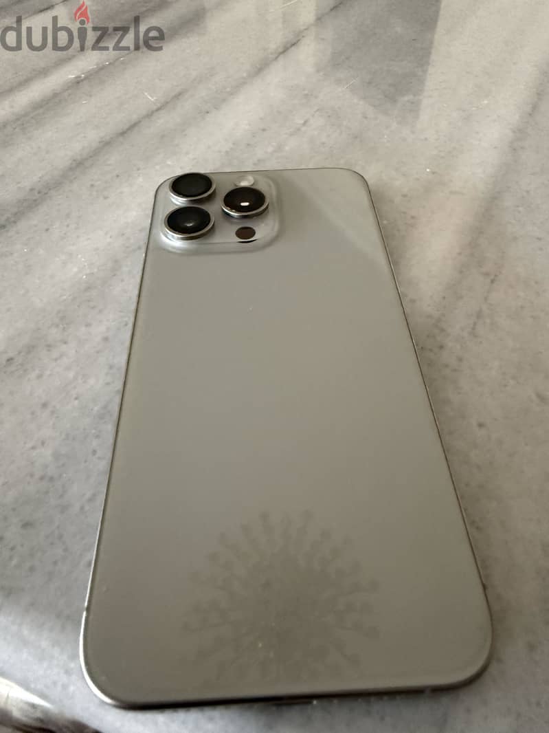 Apple - iPhone 15 Pro Max 1