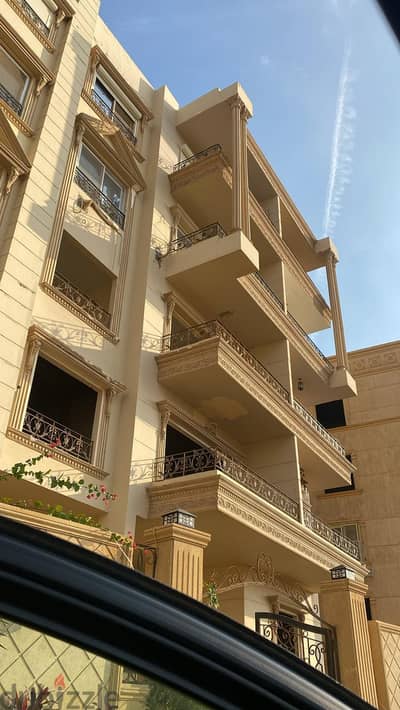 شقه ٢٣٠ متر بحي اللوتس الجنوبية