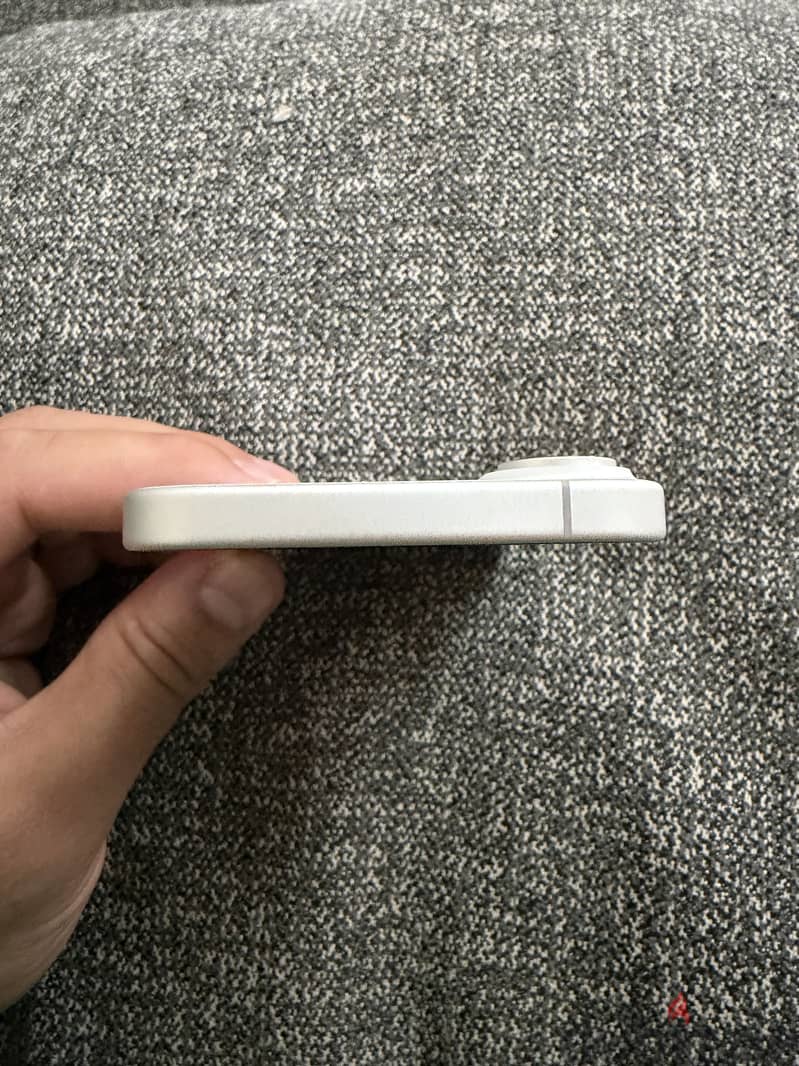 Apple - iPhone 16 3