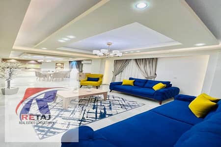 •	Modern, fully furnished apartment for rent; located just one building back from Hassan El-Maamoun Street.