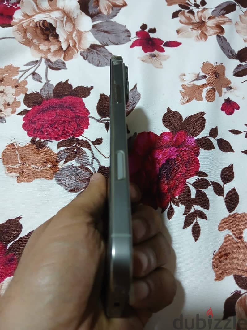 Apple - iPhone 16 Pro Max 2