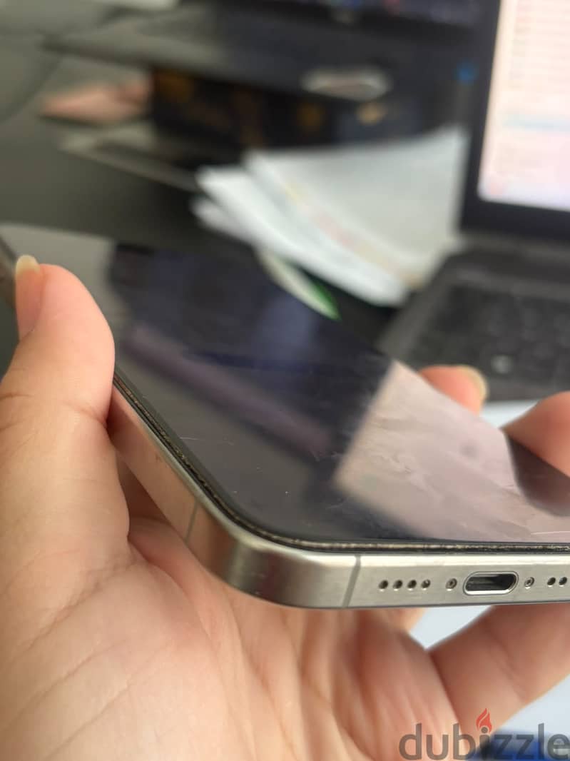 iPhone 15 Pro Max 256GB – Excellent Condition 3