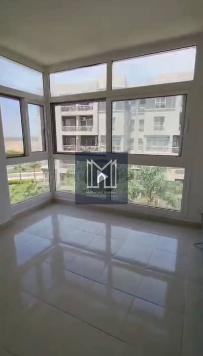 شقة 140م للبيع في مدينتي B10 دور ثالث (3 غرف - أول سكن بسعر لقطة)