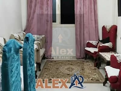 شقه للبيع في الابراهيميه خطوات من شارع ابو قير
