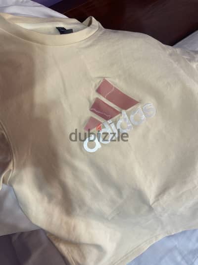 Addidas t shirt
