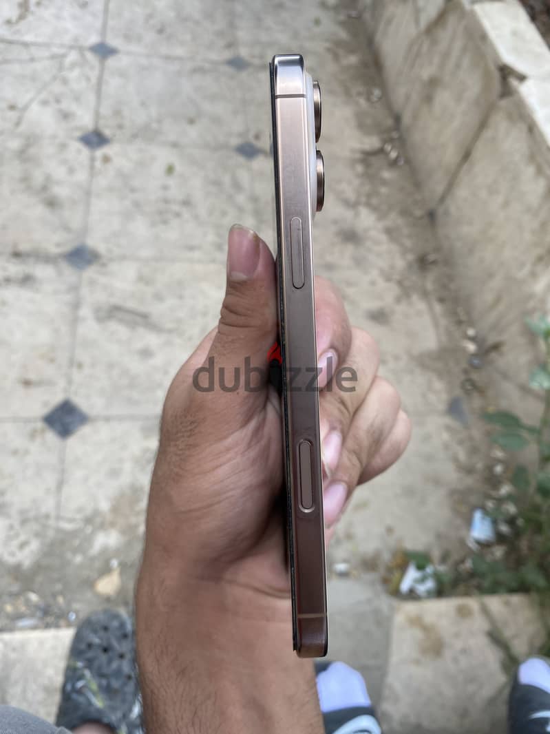 Apple - iPhone 16 Pro Max 1