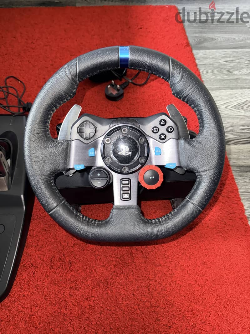 Logitech G29 Steering Wheel 1