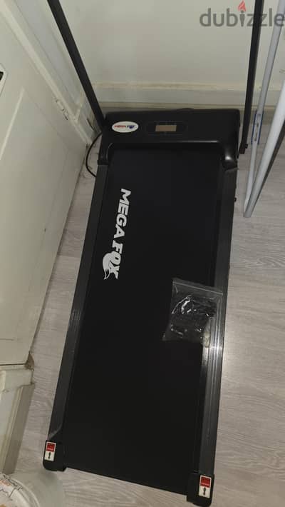 walking pad.  treadmill صغيرة. مشاية