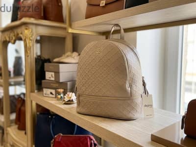 dejAVU backpack