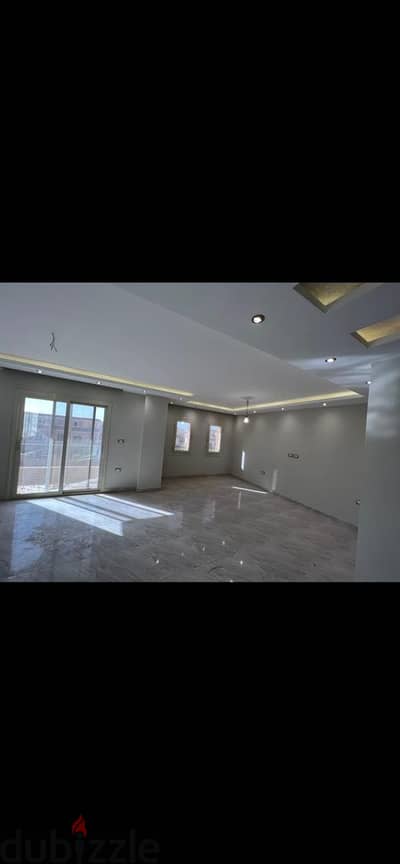 Apartment in Green Yard