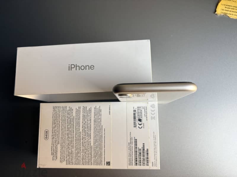 Apple - iPhone 11 3