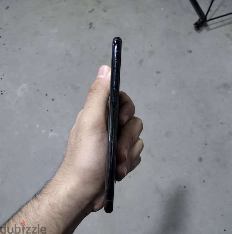 Apple - iPhone 11 Pro Max 3
